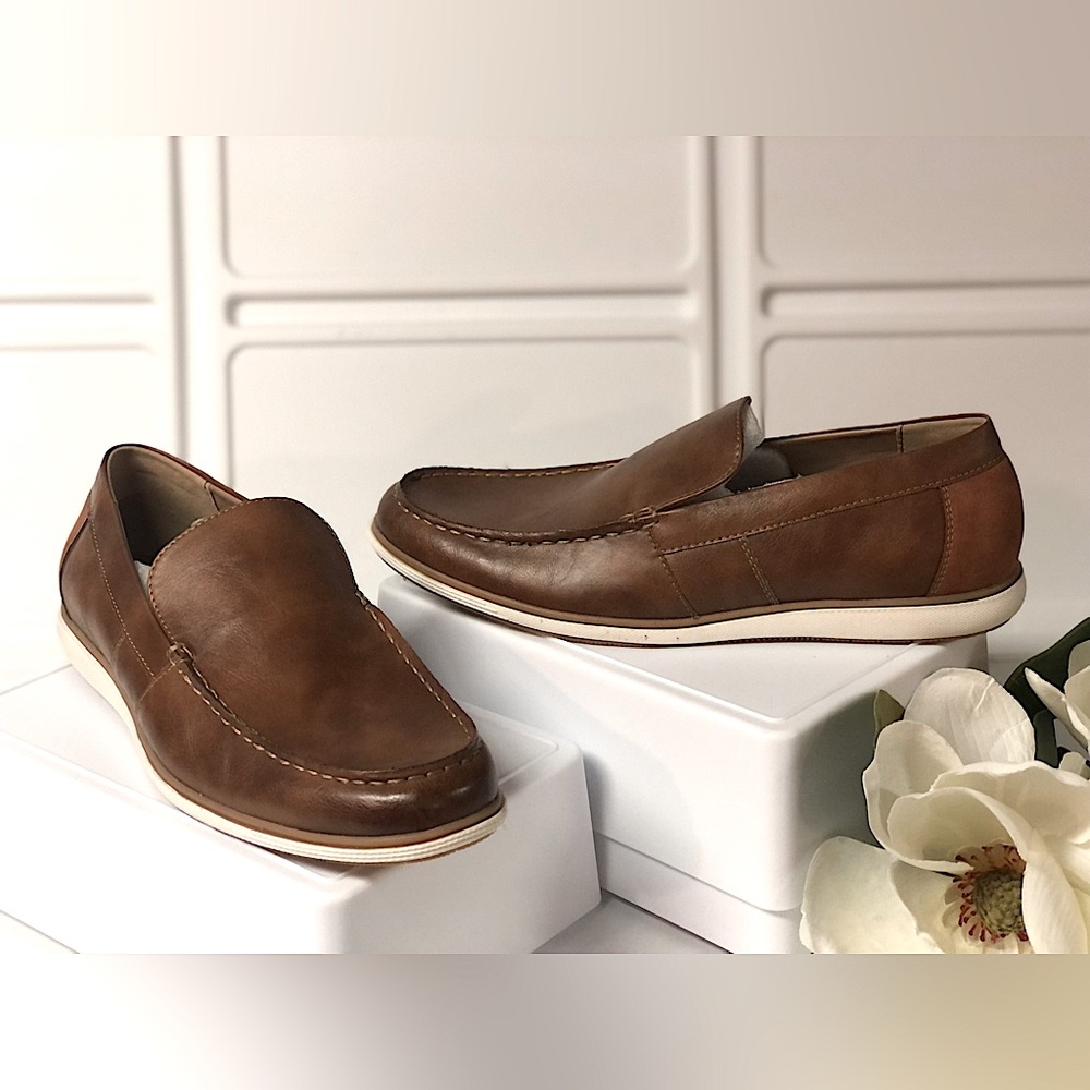 jf j.ferrar Brown Loafers